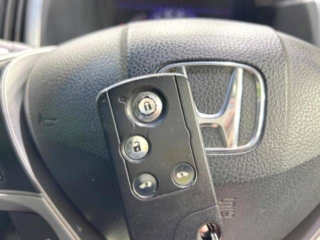 Honda e 2012-11 194399-7