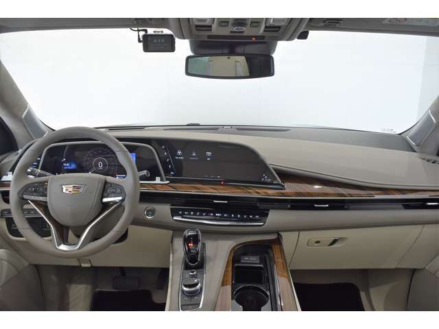 Cadillac ESCALADE 2022-12 17826-5