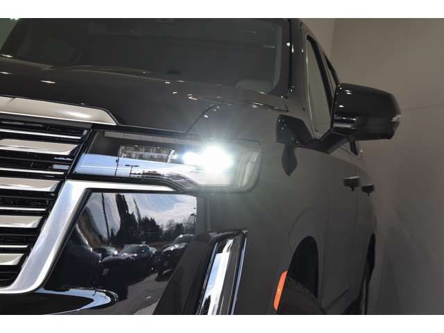Cadillac ESCALADE 2022-12 17826-17