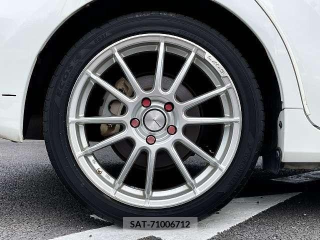 Toyota PRIUS ALPHA 2012-01 349101-3