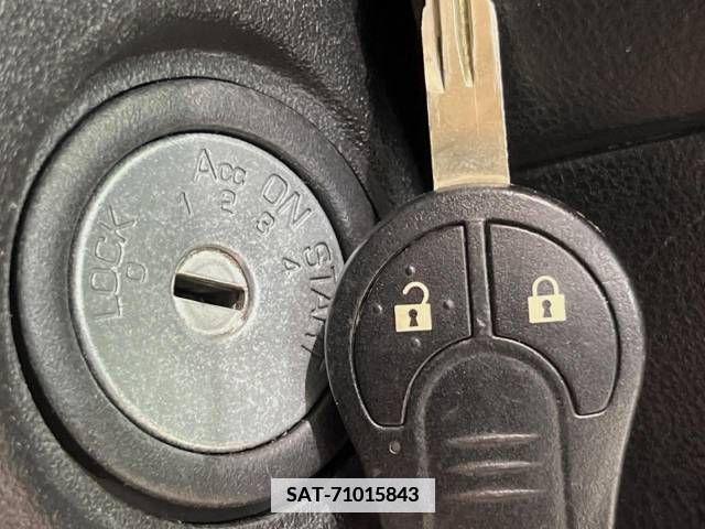 Nissan JUKE 2011-08 339034-4