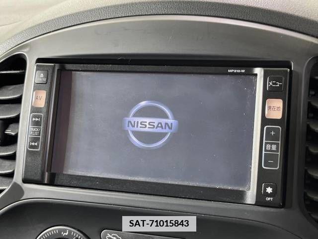Nissan JUKE 2011-08 339034-2
