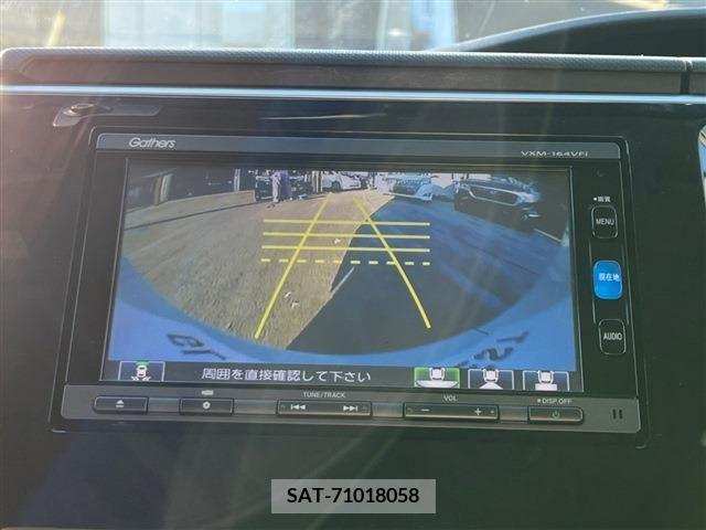 Honda e 2015-11 204607-13