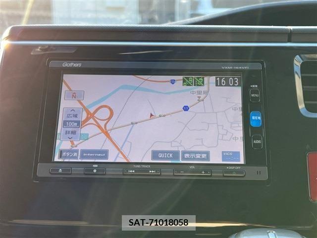 Honda e 2015-11 204607-14