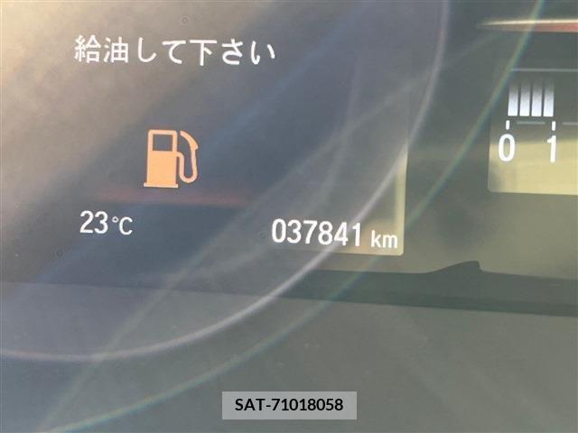 Honda e 2015-11 204607-11