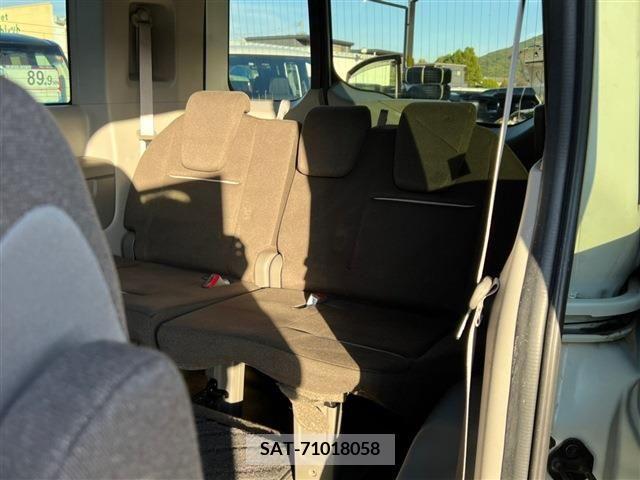 Honda e 2015-11 204607-4