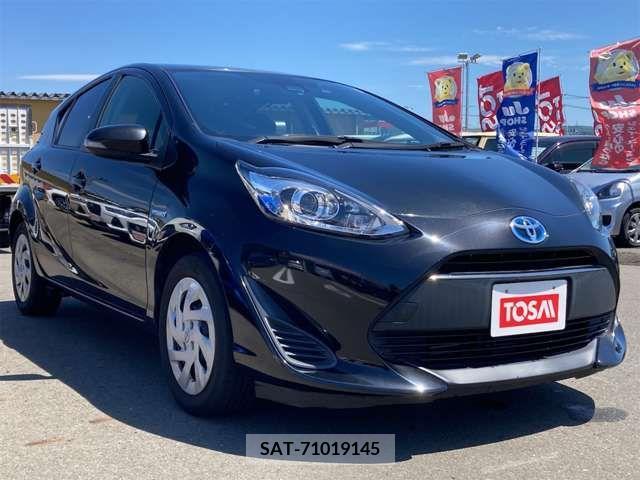 Toyota AQUA 2018-06 346897-11