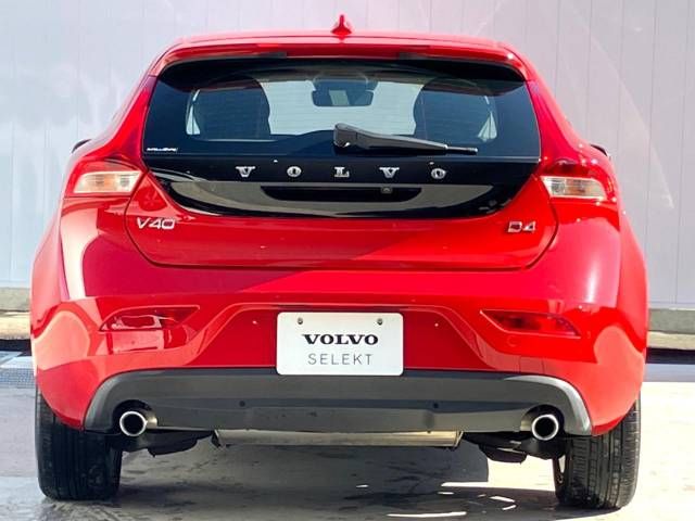 Volvo V40 2018-01 188086-18