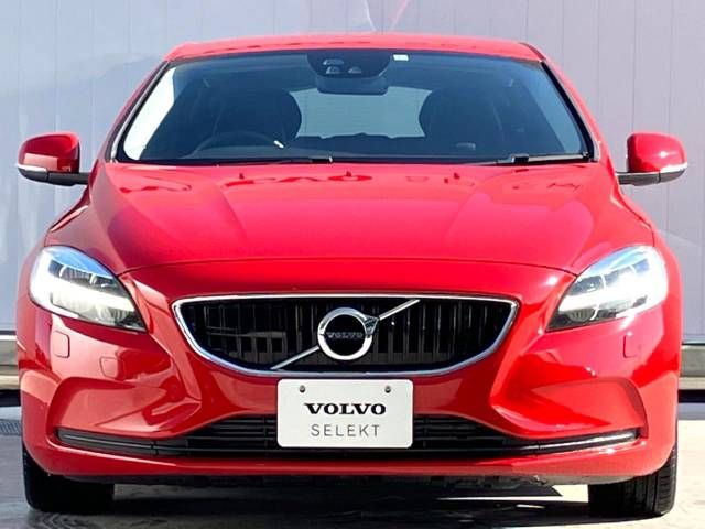 Volvo V40 2018-01 188086-16