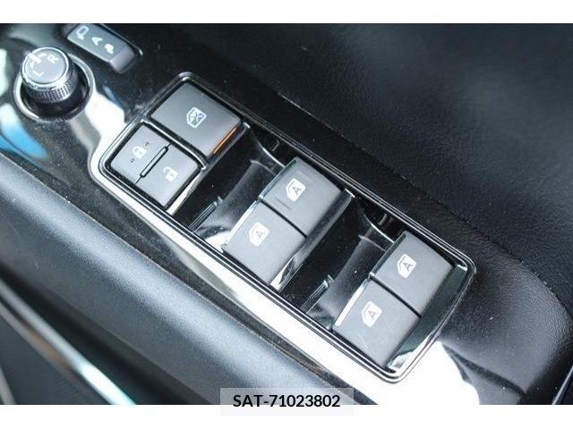 Toyota ALPHARD 2015-08 259250-2