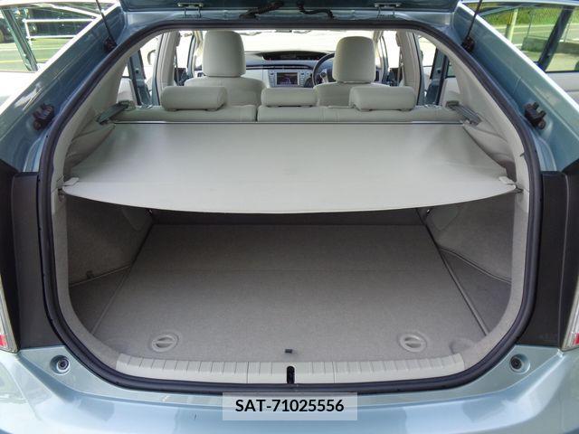 Toyota PRIUS 2012-07 281717-7