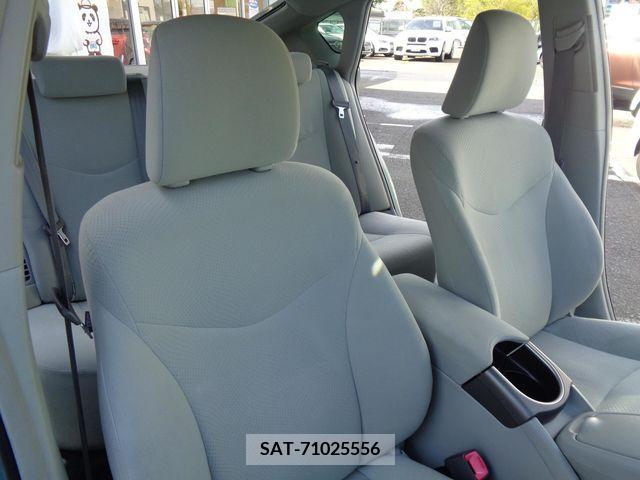 Toyota PRIUS 2012-07 281717-9