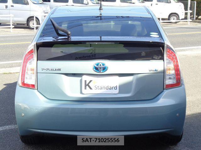 Toyota PRIUS 2012-07 281717-6