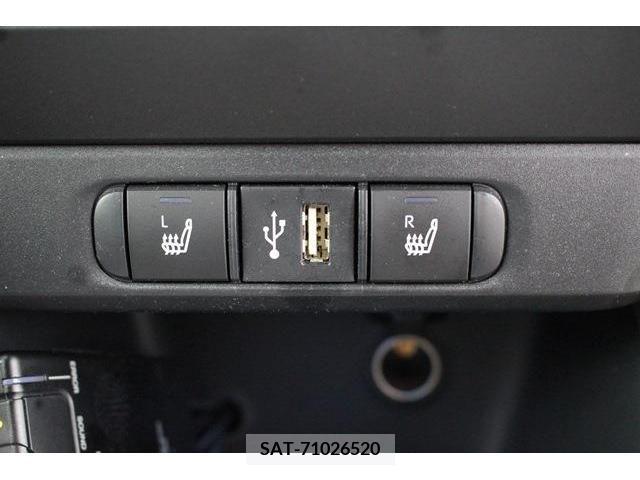 Toyota YARIS 2021-03 313224-17