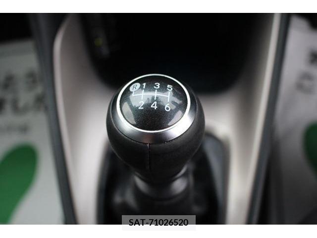 Toyota YARIS 2021-03 313224-5