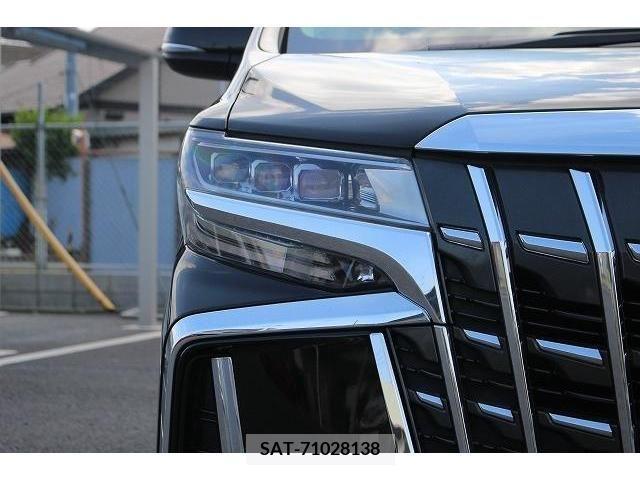 Toyota ALPHARD 2018-04 282792-10