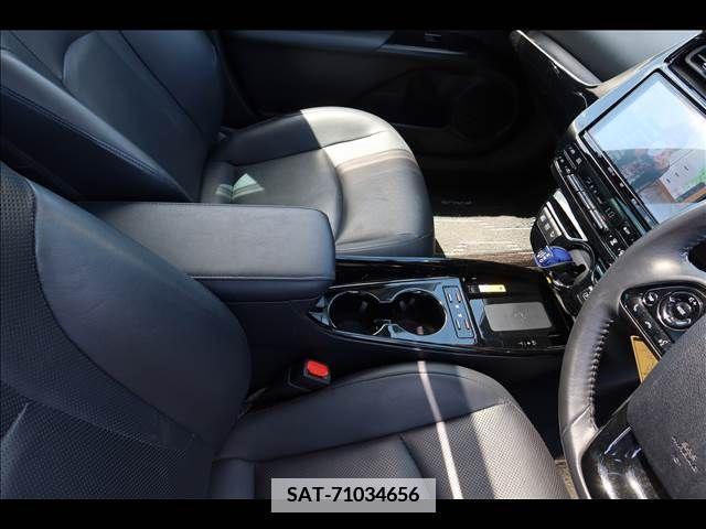 Toyota PRIUS 2019-01 366648-11