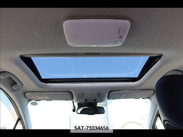 Toyota PRIUS 2019-01 366648-9