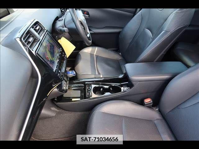 Toyota PRIUS 2019-01 366648-17