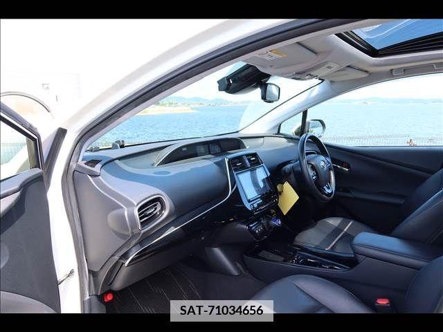 Toyota PRIUS 2019-01 366648-16