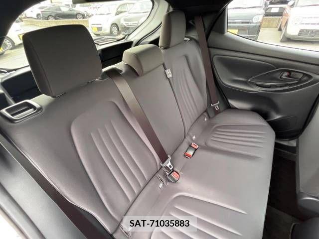 Toyota YARIS 2023-02 330478-9