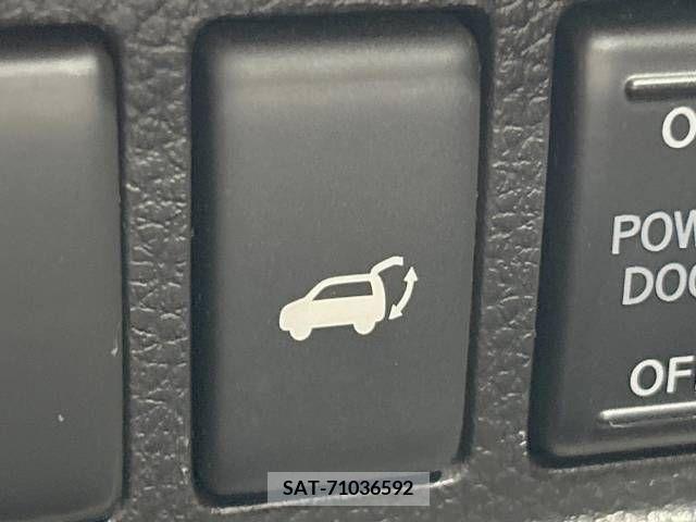 Nissan ELGRAND 2015-06 297160-6