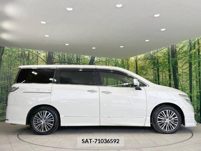 Nissan ELGRAND 2015-06 297160-17