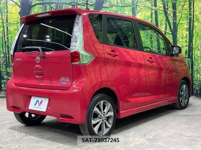 Nissan DAYZ 2014-09 250247-18
