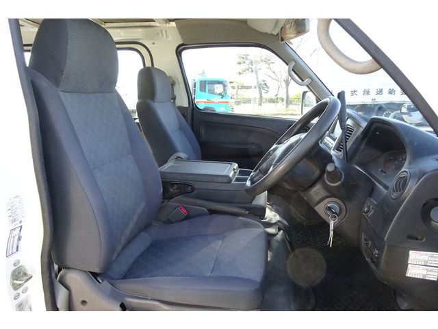 Nissan CARAVAN VAN 2009-03 21955-2
