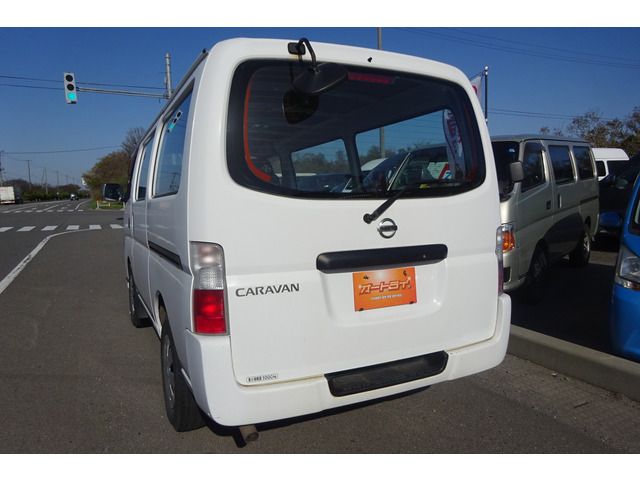 Nissan CARAVAN VAN 2009-03 21955-11