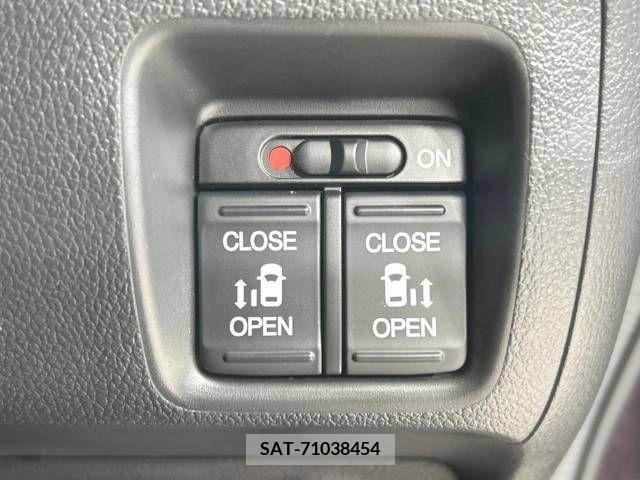Honda N BOX CUSTOM 2015-05 341593-2