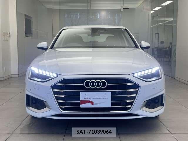 Audi A4 2021-06 213813-2