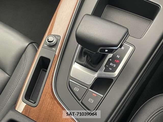 Audi A4 2021-06 213813-13