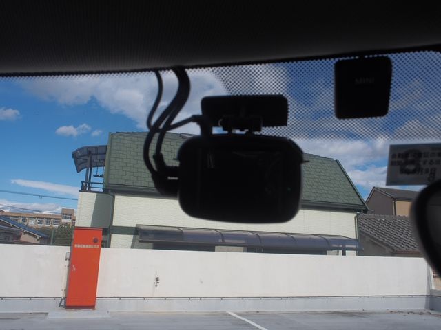 Bmw MINI 2019-02 194115-17