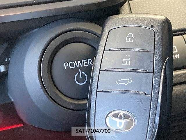 Toyota PRIUS 2023-05 393385-8