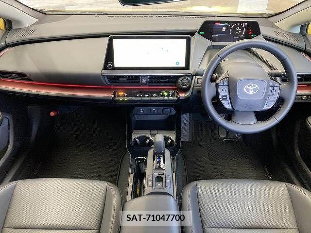 Toyota PRIUS 2023-05 393385-1