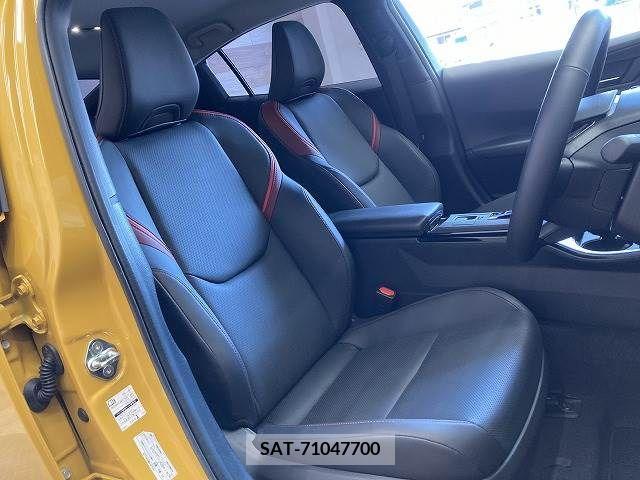 Toyota PRIUS 2023-05 393385-10