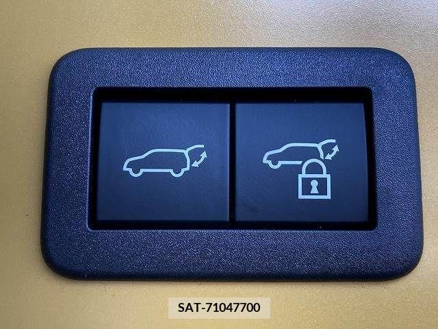 Toyota PRIUS 2023-05 393385-4