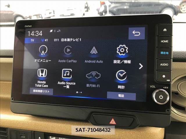 Honda N BOX 2023-12 278437-9