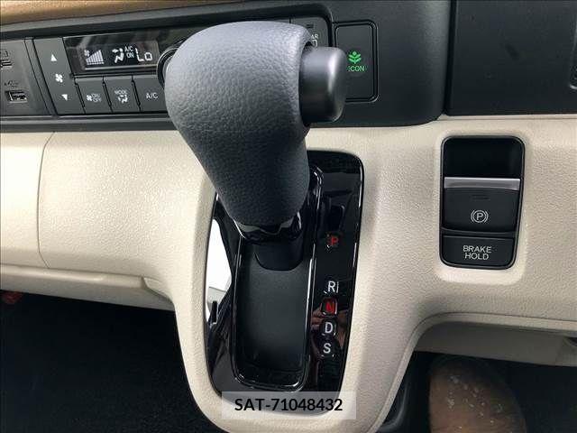 Honda N BOX 2023-12 278437-19