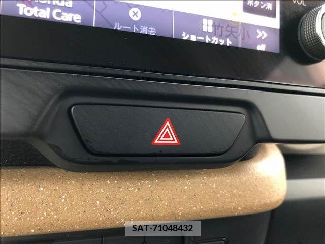 Honda N BOX 2023-12 278437-17