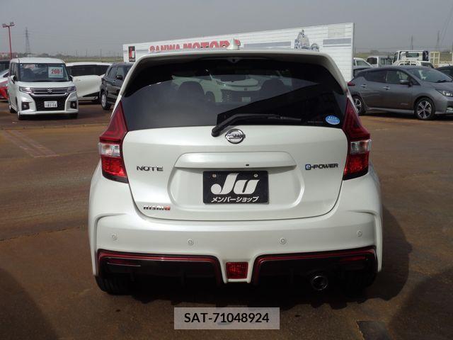 Nissan NOTE 2019-05 231879-6