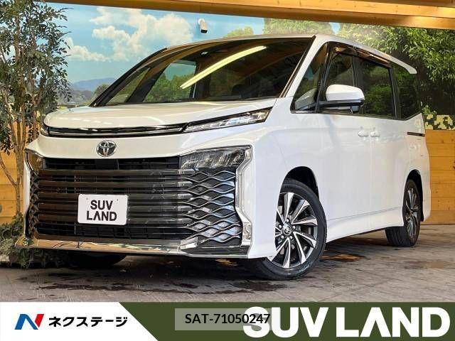 Toyota VOXY 2023-03 345635-0