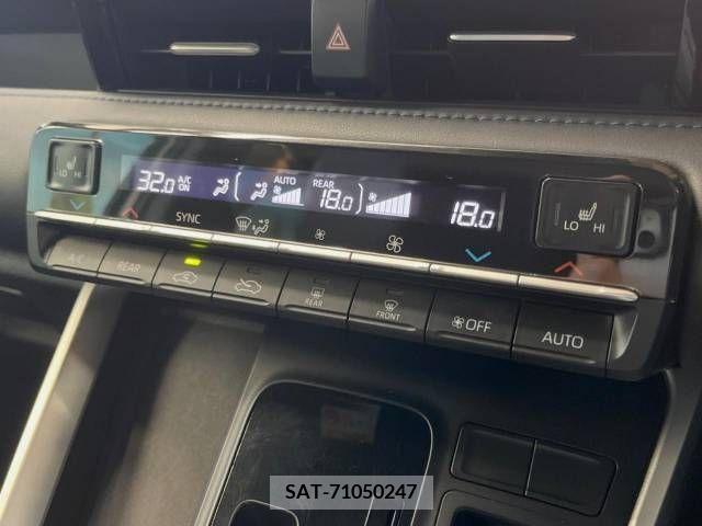 Toyota VOXY 2023-03 345635-7
