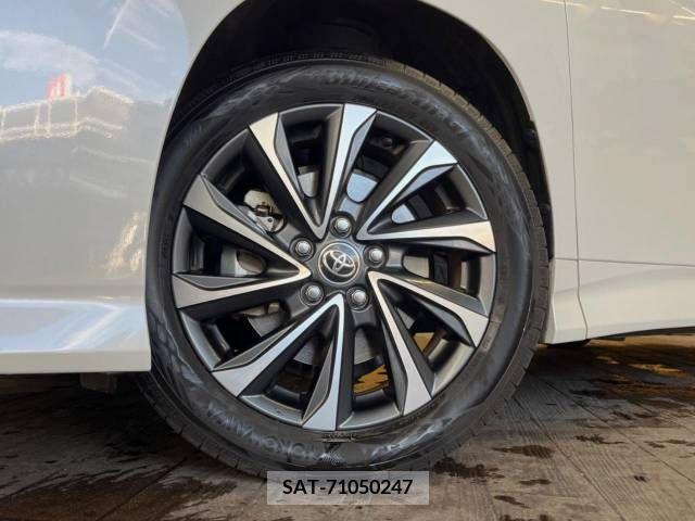 Toyota VOXY 2023-03 345635-14