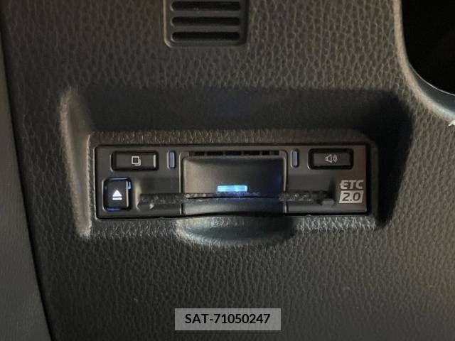 Toyota VOXY 2023-03 345635-8