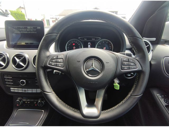 Mercedes Benz B-CLASS 2018-11 9276-1