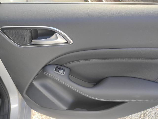 Mercedes Benz B-CLASS 2018-11 9276-28