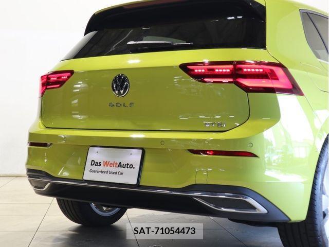 VolksWagen GOLF 2021-08 351840-6