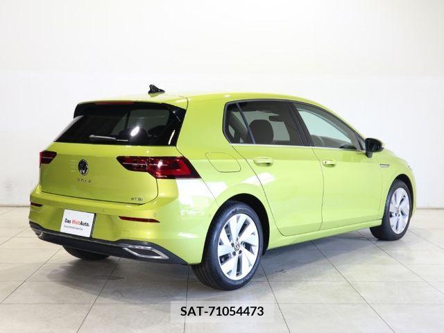 VolksWagen GOLF 2021-08 351840-7